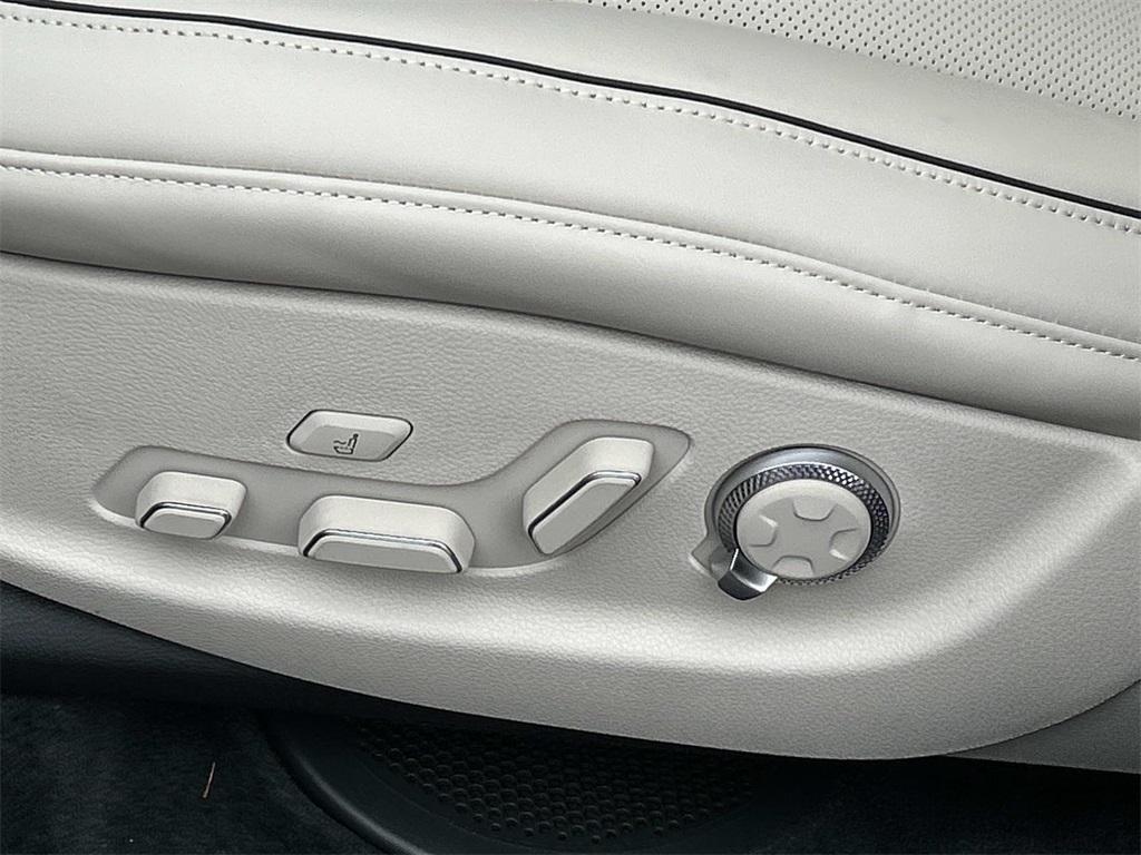 new 2026 Genesis GV80 car, priced at $85,445