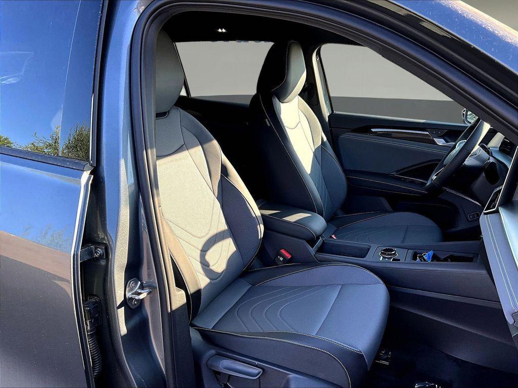 new 2026 Volkswagen Tiguan car, priced at $38,725
