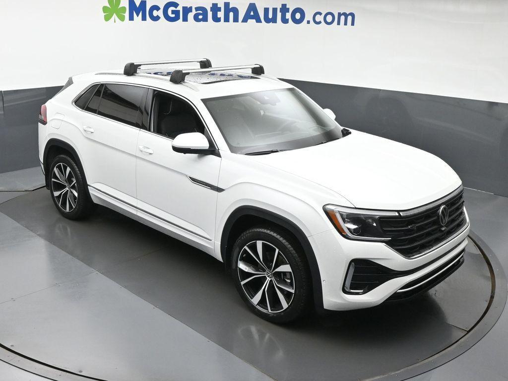 new 2026 Volkswagen Atlas Cross Sport car, priced at $52,906