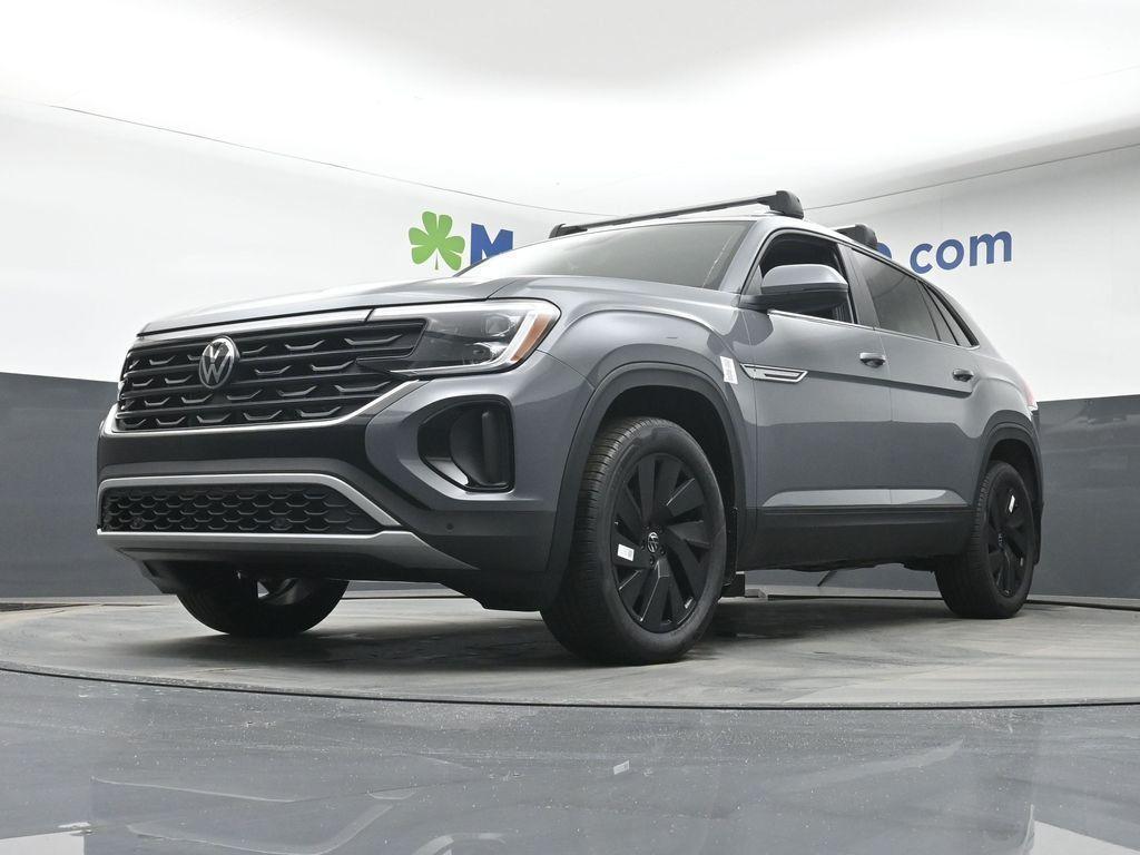 new 2026 Volkswagen Atlas Cross Sport car, priced at $45,747
