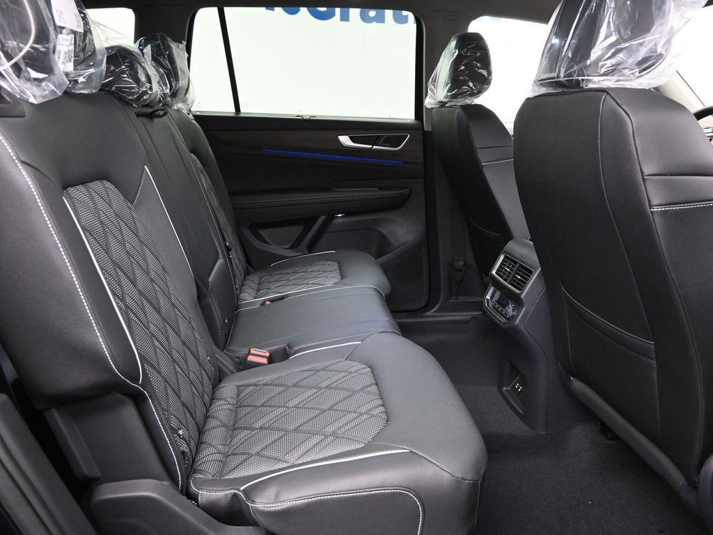 new 2026 Volkswagen Atlas car, priced at $53,681