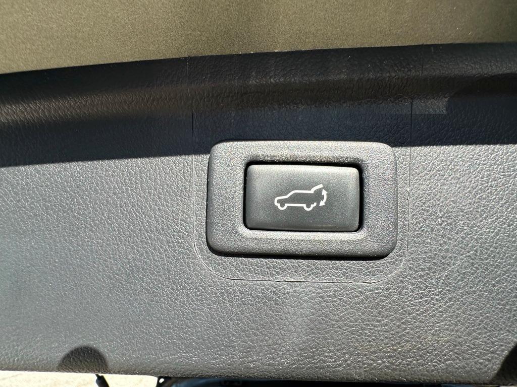 used 2018 Subaru Outback car, priced at $22,634