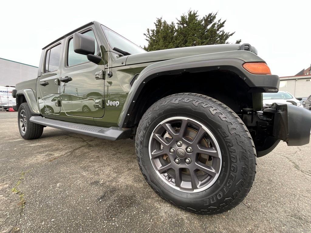 used 2023 Jeep Gladiator car, priced at $28,997