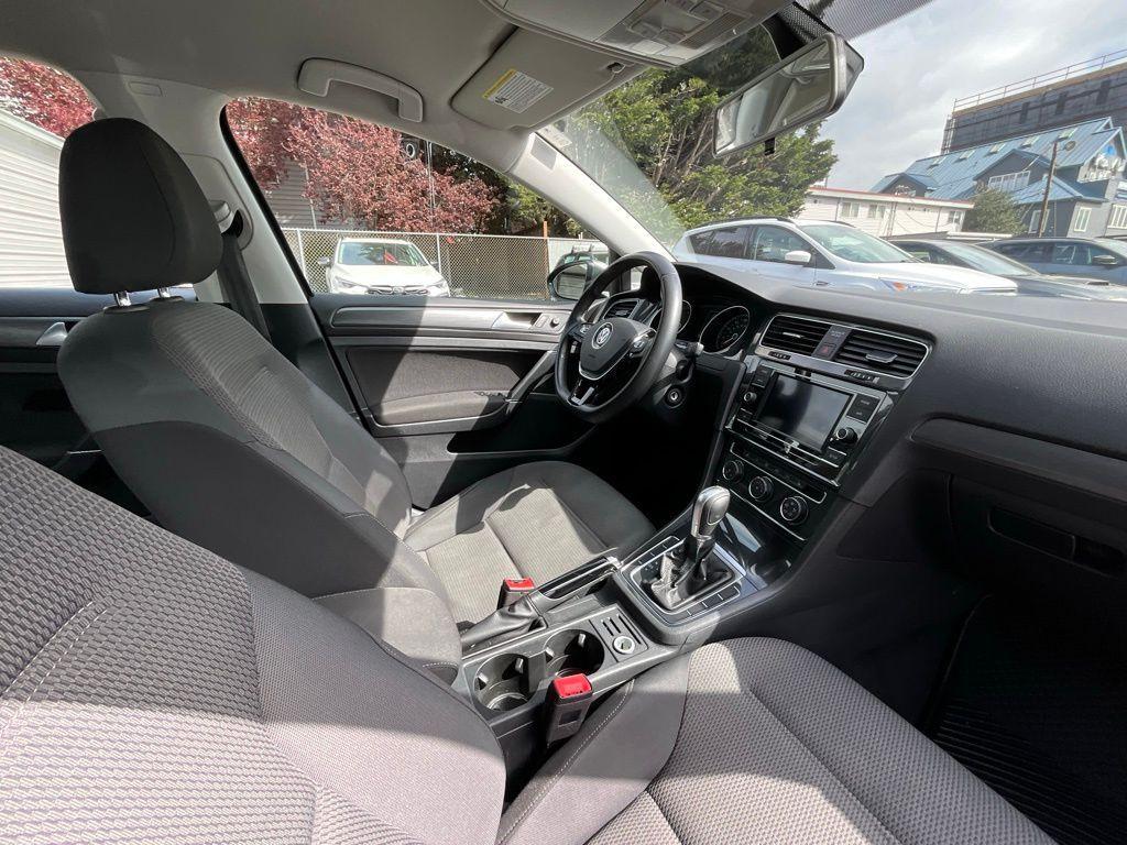 used 2019 Volkswagen Golf SportWagen car, priced at $16,876