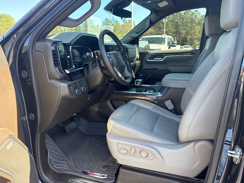 used 2024 Chevrolet Silverado 1500 car