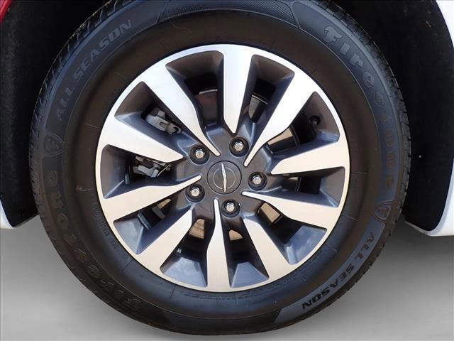 used 2023 Chrysler Pacifica Hybrid car, priced at $22,998