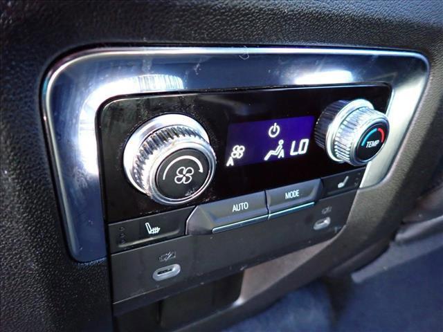 used 2022 GMC Yukon XL car, priced at $54,098