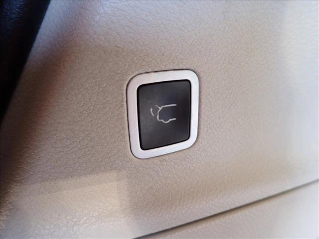 used 2017 Chrysler Pacifica car, priced at $15,998