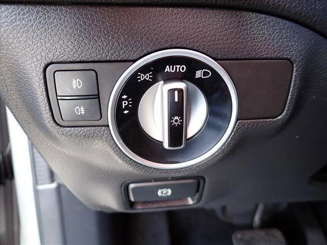 used 2018 Mercedes-Benz GLA 250 car, priced at $14,198