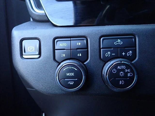 used 2023 Chevrolet Silverado 1500 car, priced at $31,998