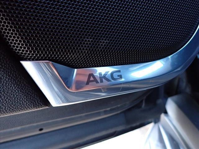 used 2022 Cadillac Escalade ESV car, priced at $47,598