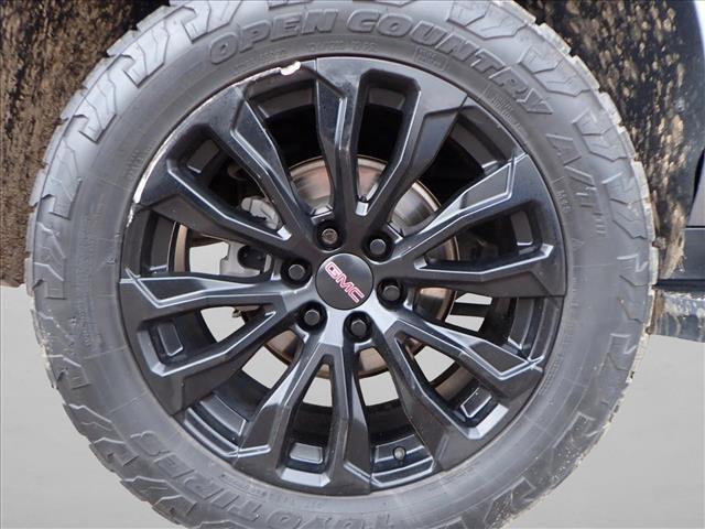 used 2021 GMC Yukon XL car, priced at $53,298