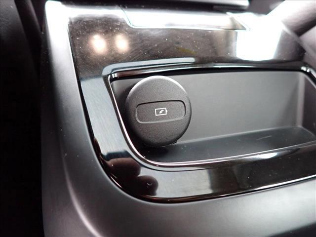 used 2023 Volvo S60 Recharge Plug-In Hybrid car, priced at $26,998