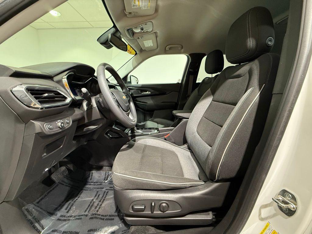 used 2022 Chevrolet TrailBlazer car, priced at $17,996