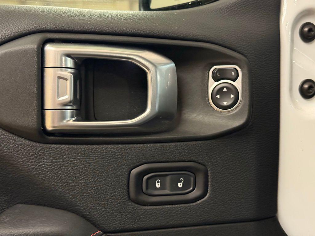 used 2019 Jeep Wrangler Unlimited car, priced at $27,783