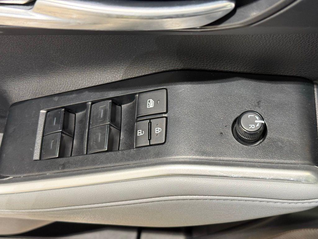 used 2023 Toyota Highlander car, priced at $41,982