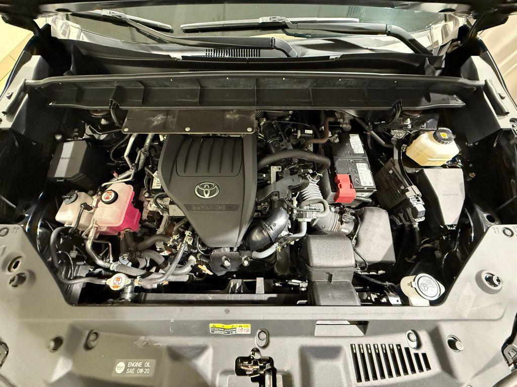 used 2023 Toyota Highlander car, priced at $39,816