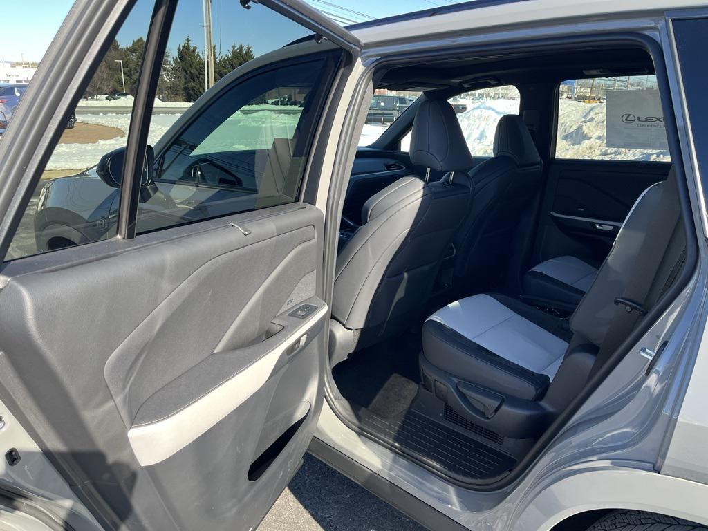 new 2026 Lexus TX 500h car, priced at $78,515