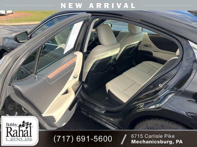 used 2025 Lexus ES 300h car, priced at $46,750
