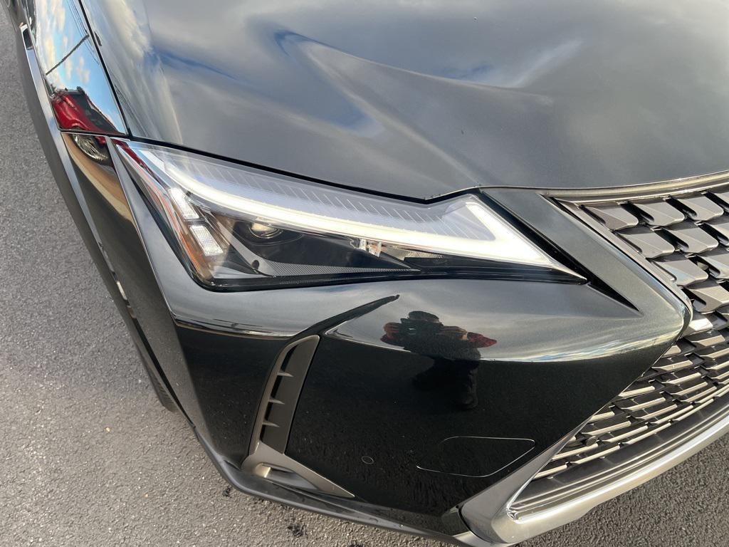 new 2025 Lexus UX 300h car, priced at $43,835