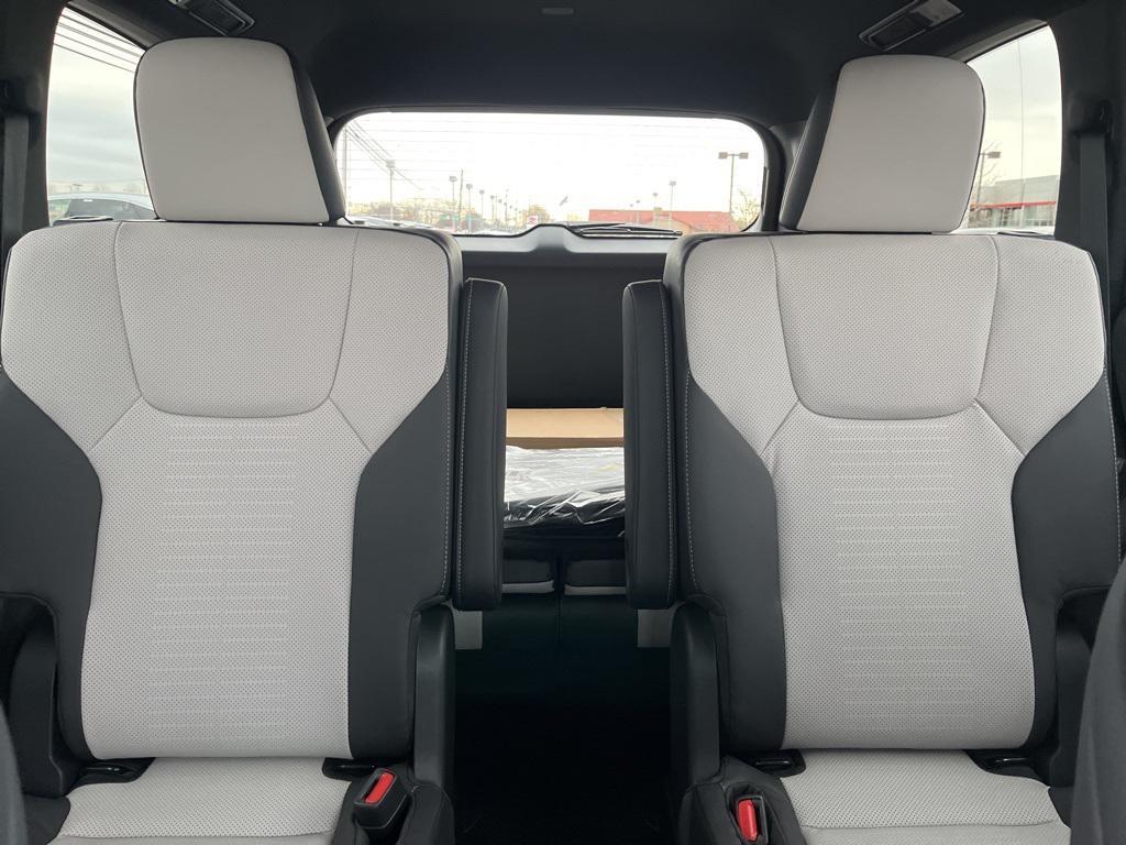 new 2026 Lexus TX 500h car, priced at $75,158