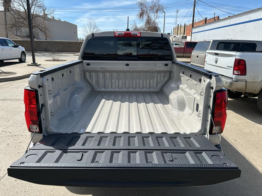 new 2026 Chevrolet Colorado car, priced at $45,120