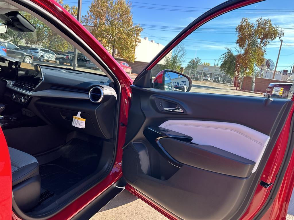 new 2026 Chevrolet Trax car, priced at $25,015