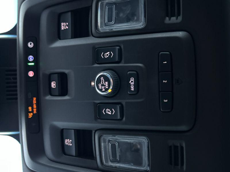 used 2023 Chevrolet Suburban car