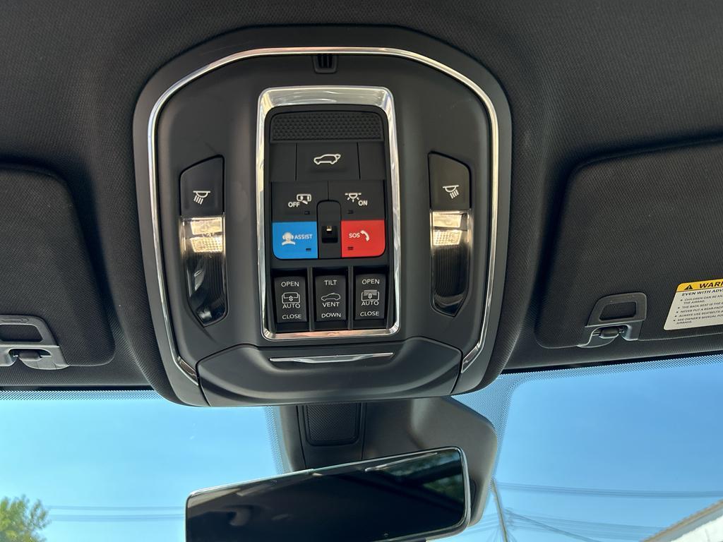 used 2023 Jeep Grand Cherokee L car