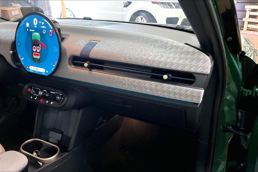 used 2025 MINI Hardtop car, priced at $33,993