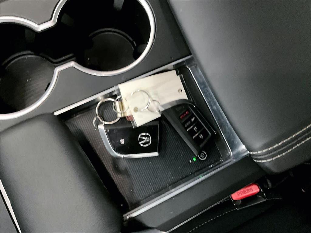 used 2023 Acura MDX car, priced at $38,998