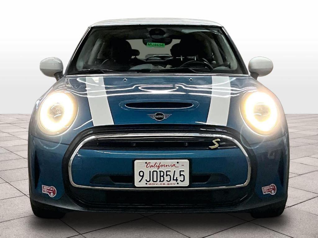 used 2024 MINI SE Hardtop car, priced at $22,453