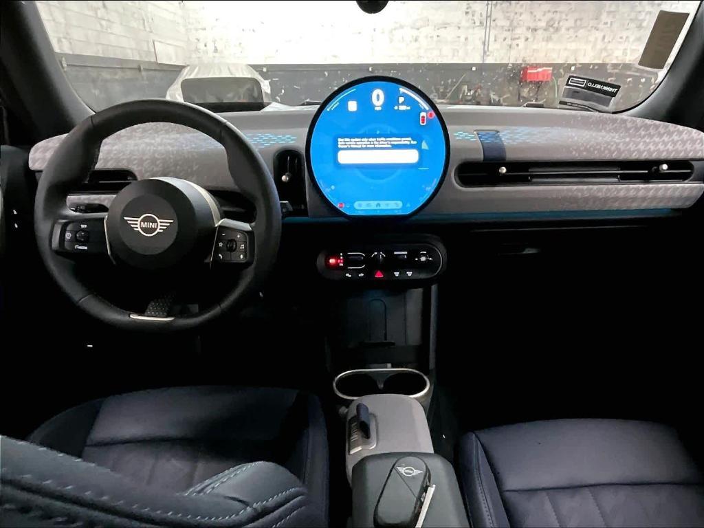 used 2025 MINI Hardtop car, priced at $32,992