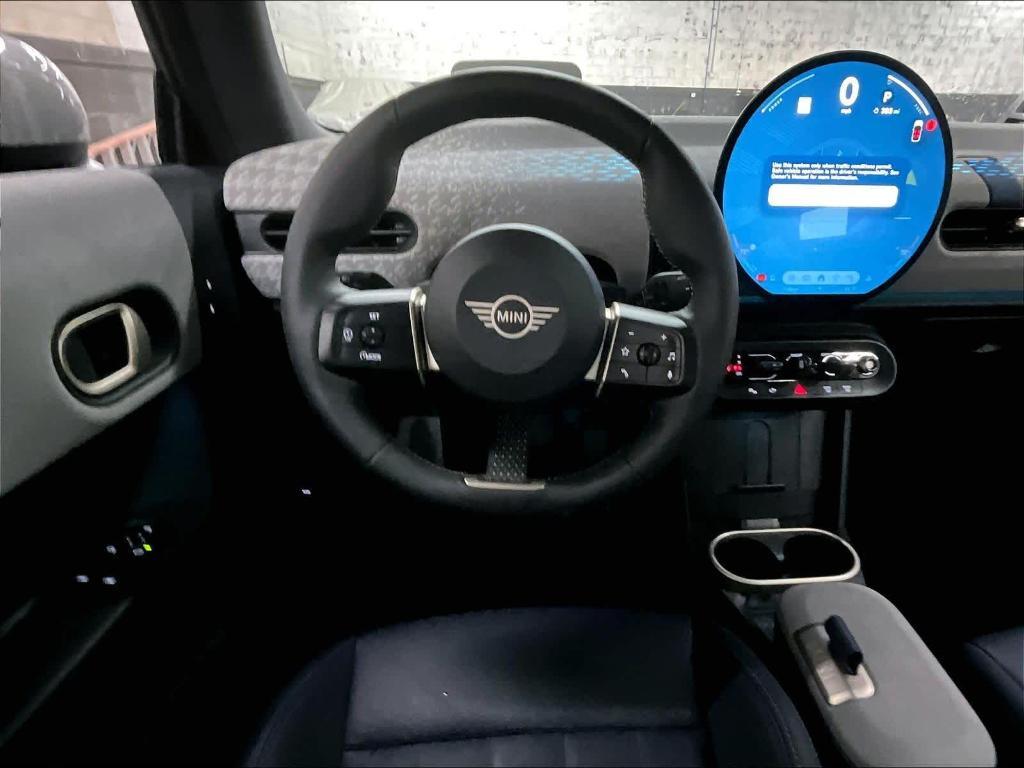 used 2025 MINI Hardtop car, priced at $32,992