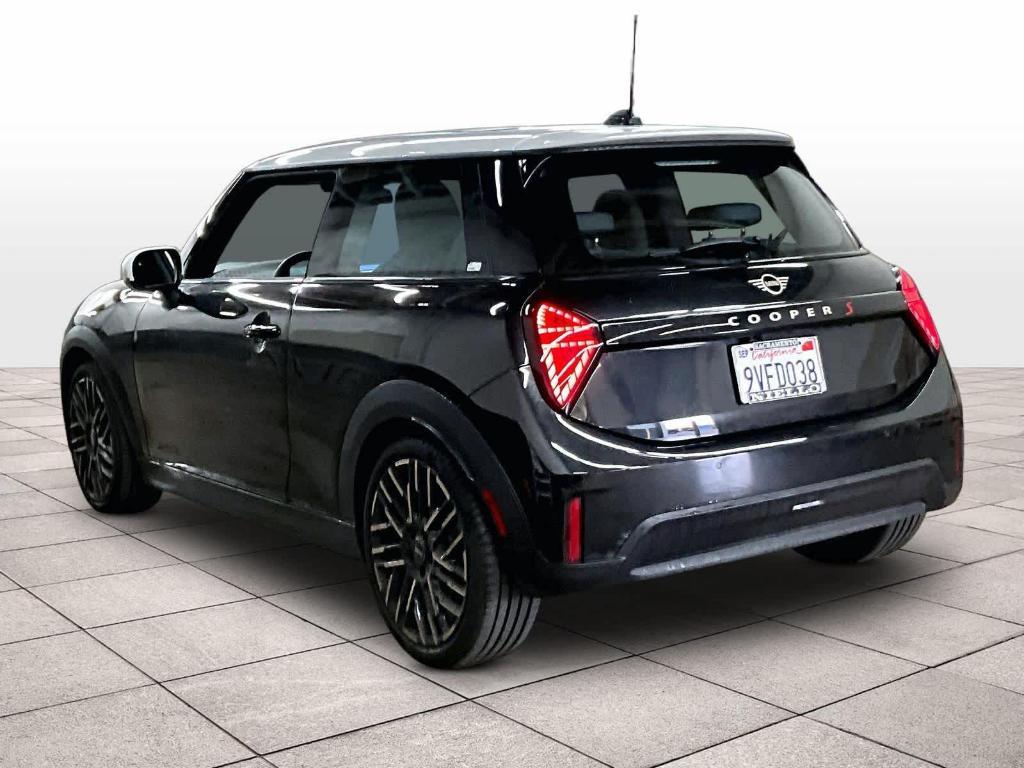 used 2025 MINI Hardtop car, priced at $32,992