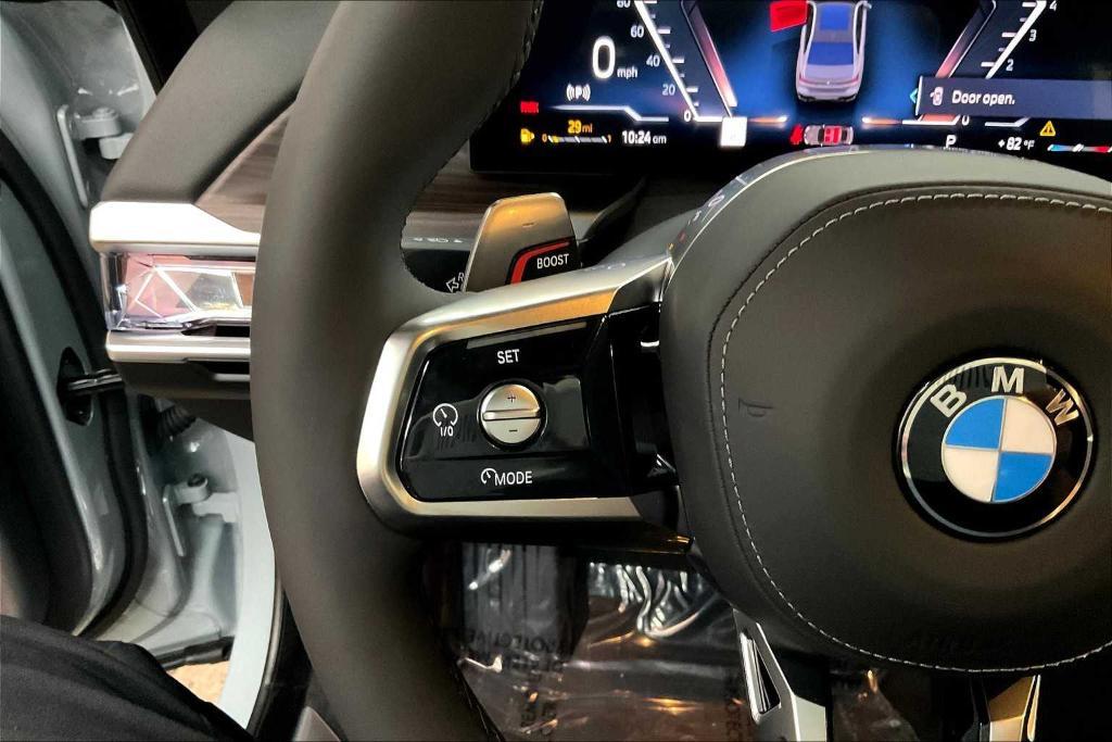 new 2025 BMW 760 car, priced at $129,625