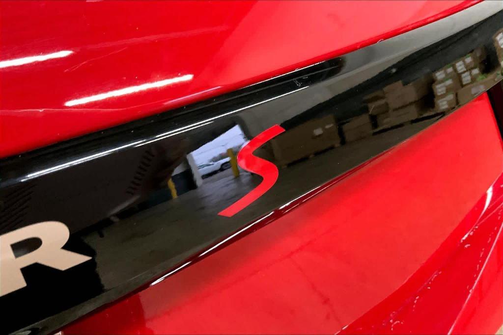 used 2025 MINI Hardtop car, priced at $32,242