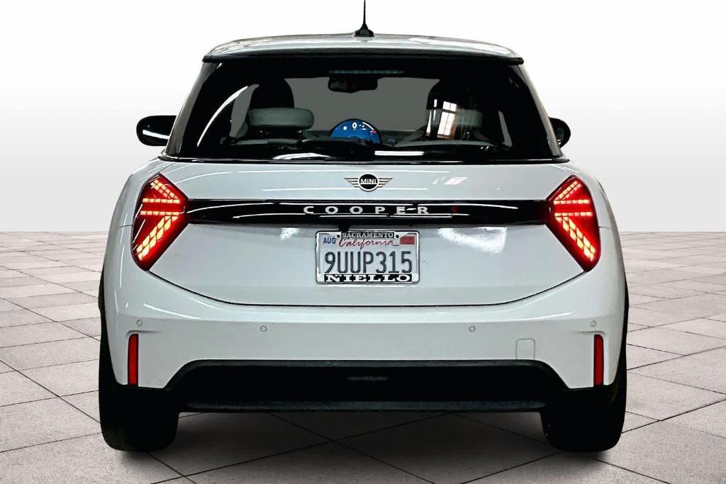 used 2025 MINI Hardtop car, priced at $33,993