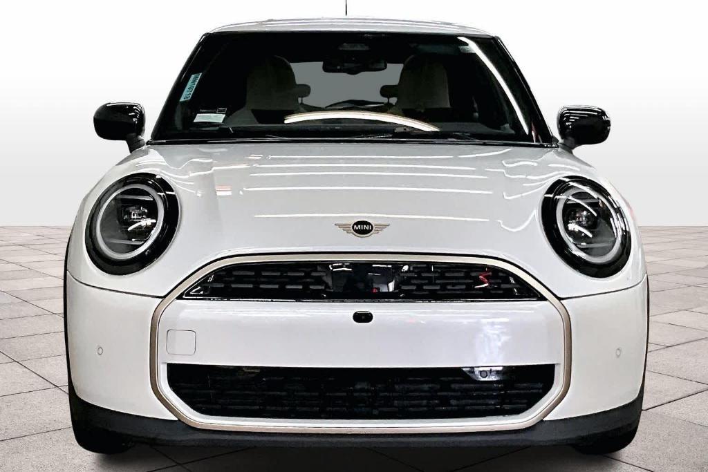 used 2025 MINI Hardtop car, priced at $33,993