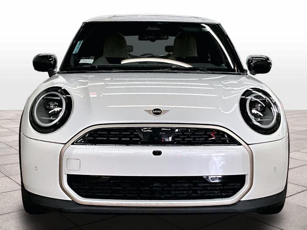 used 2025 MINI Hardtop car, priced at $32,259