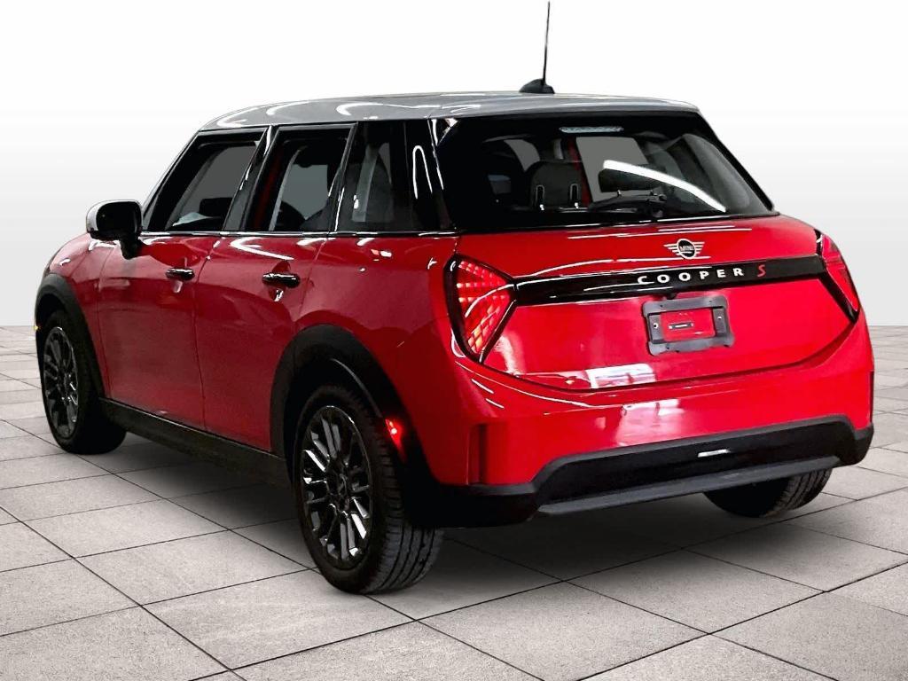 used 2025 MINI Hardtop car, priced at $33,057