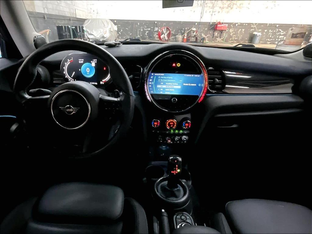 used 2023 MINI Hardtop car, priced at $26,494