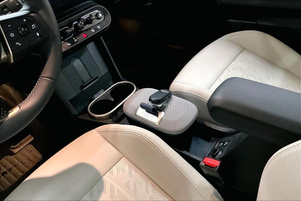 used 2025 MINI Hardtop car, priced at $32,692