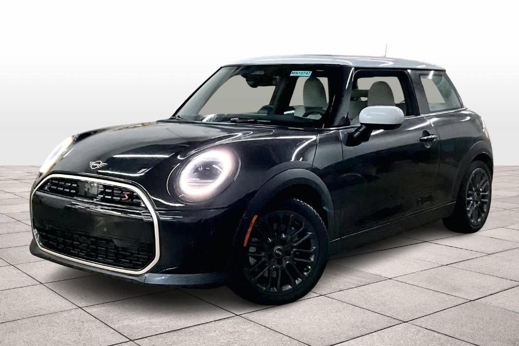 used 2025 MINI Hardtop car, priced at $32,692