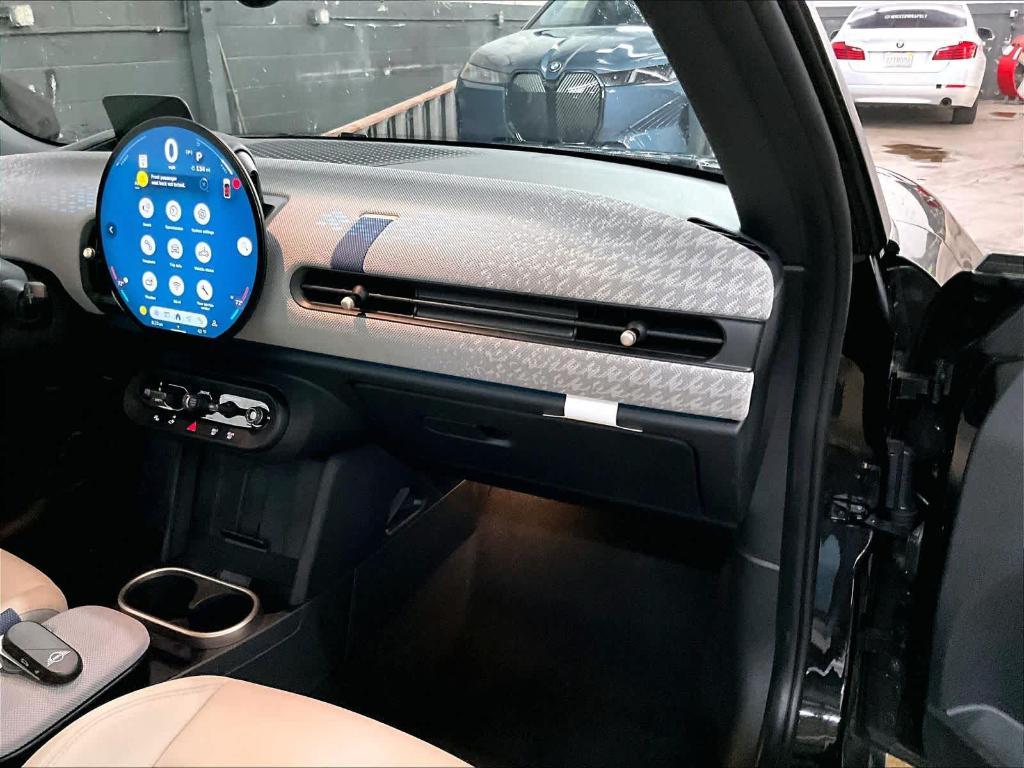 used 2025 MINI Hardtop car, priced at $30,873