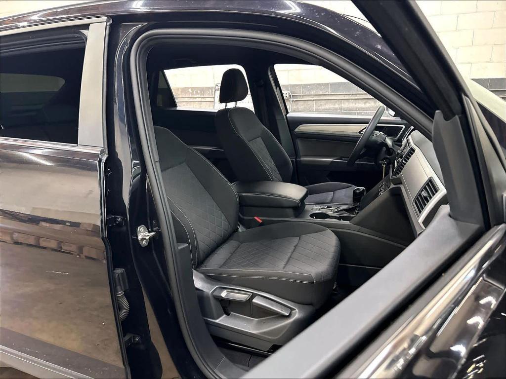 used 2021 Volkswagen Atlas Cross Sport car, priced at $21,075