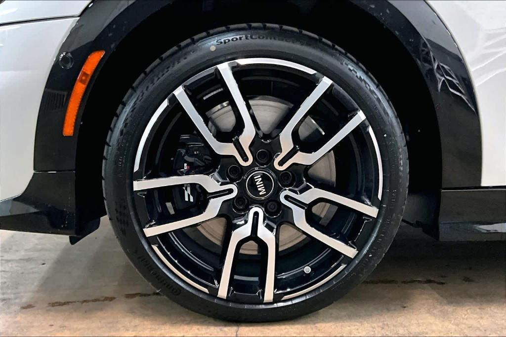 new 2026 MINI Hardtop car, priced at $40,275