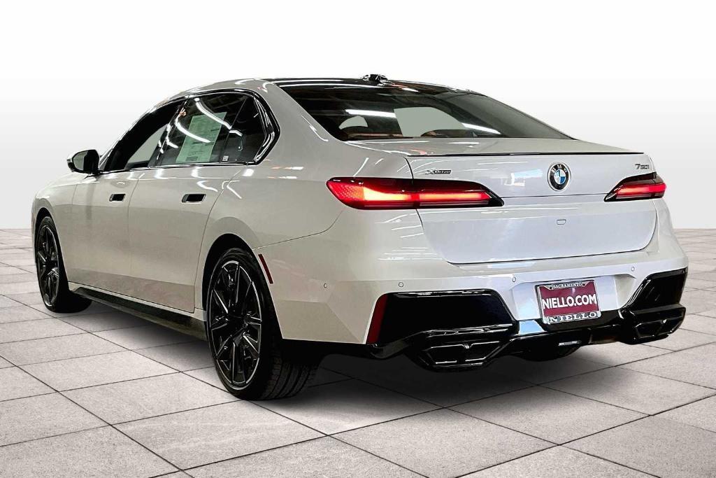 new 2025 BMW 760 car, priced at $129,625