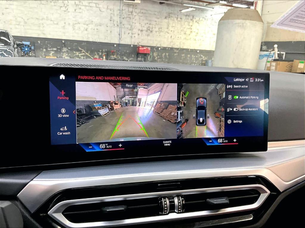 BMW i4 view 21