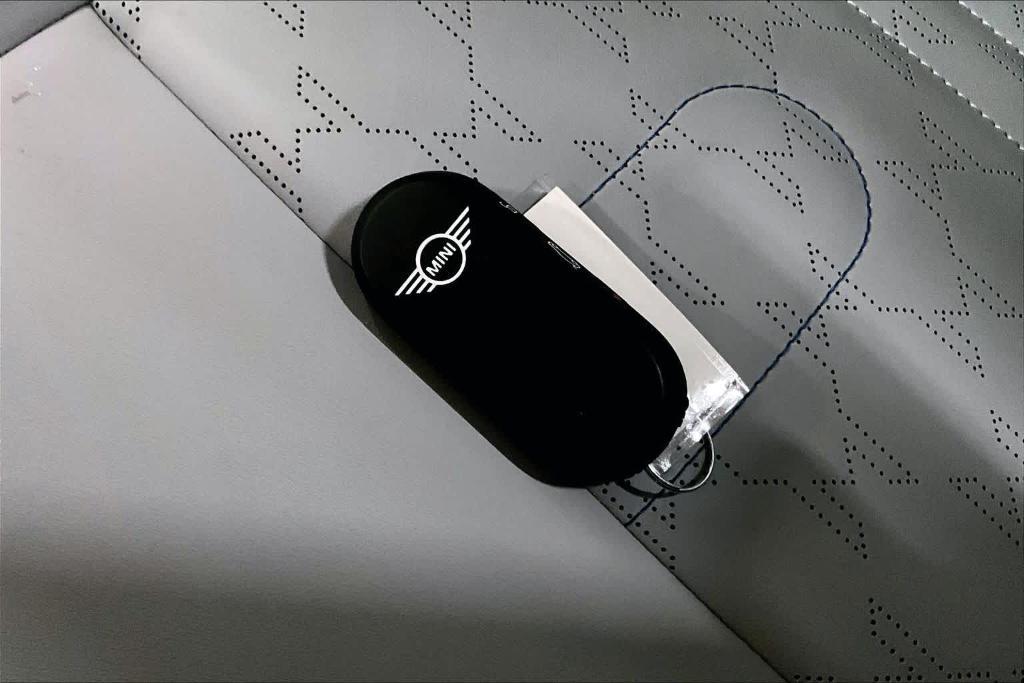 used 2025 MINI Hardtop car, priced at $29,992